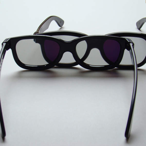 Glasses for 3d-films